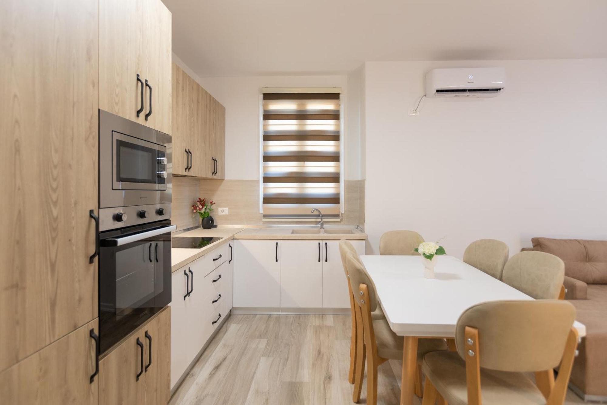 Zani'S Villa Vlorë Esterno foto